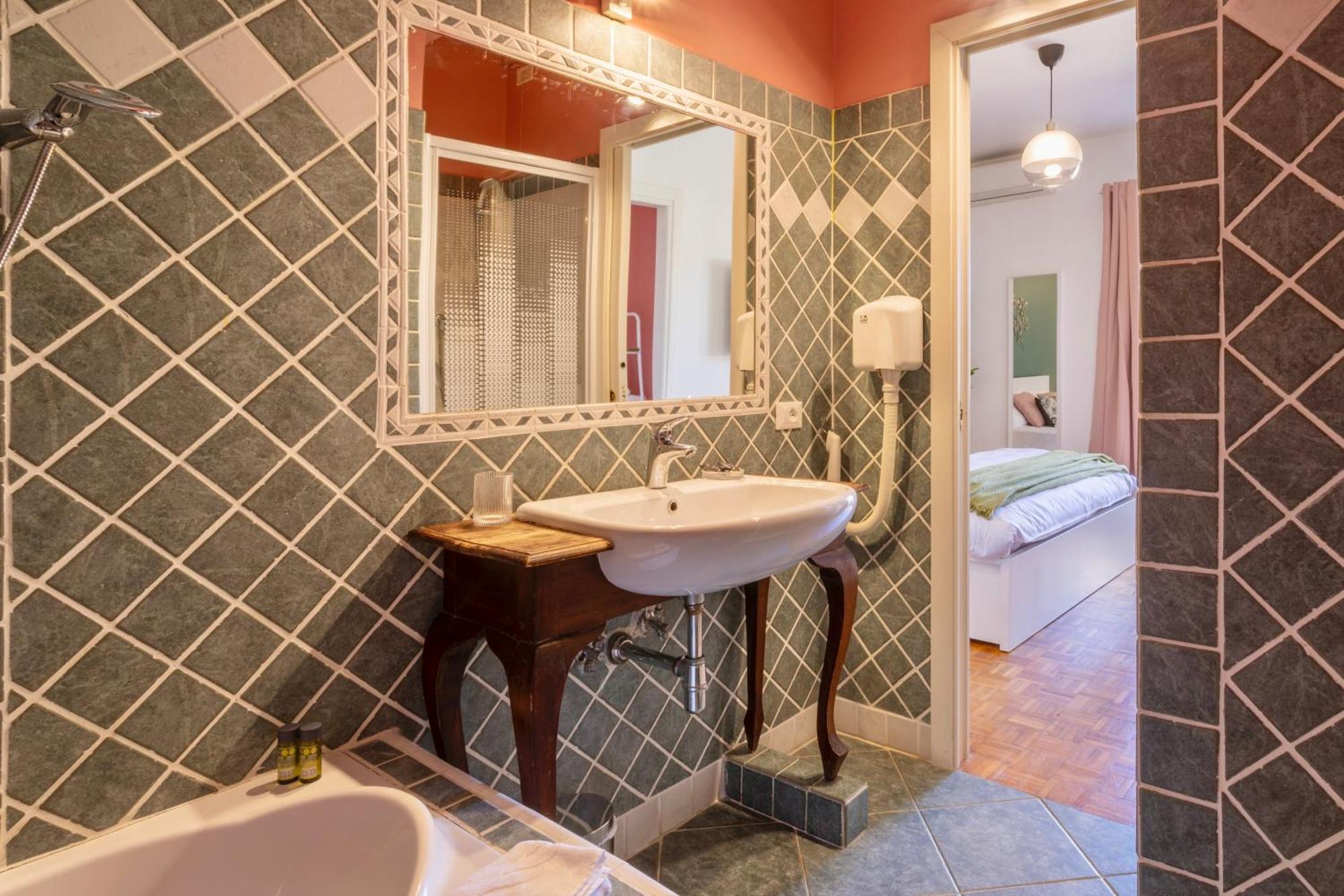 Appartamento Giulia - Lovely Penthouse Near Vatican Museums *